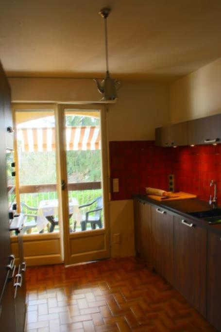 Large 2 Bed-Balcony-7 Mins Walk To Historic Centre Apartman Sarlat-la-Canéda Kültér fotó