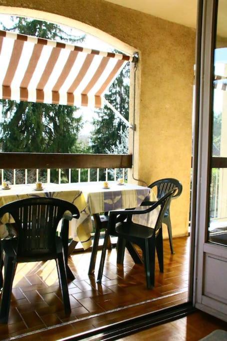 Large 2 Bed-Balcony-7 Mins Walk To Historic Centre Apartman Sarlat-la-Canéda Kültér fotó
